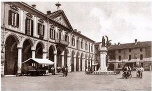 immagine di piazza cavour